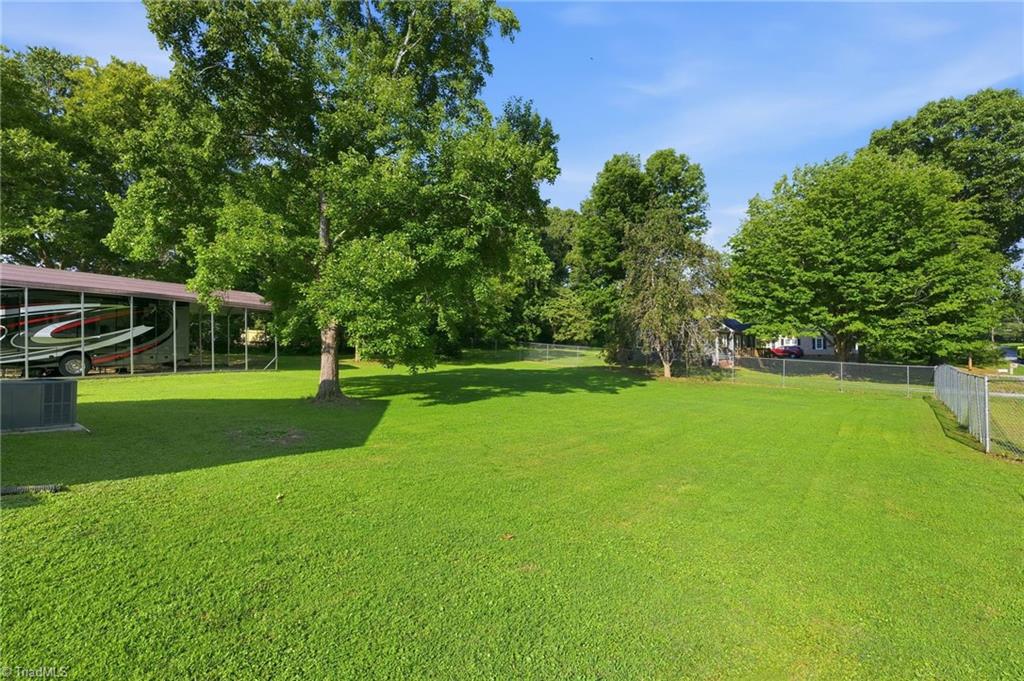 401 Sunset Drive Property Photo 34