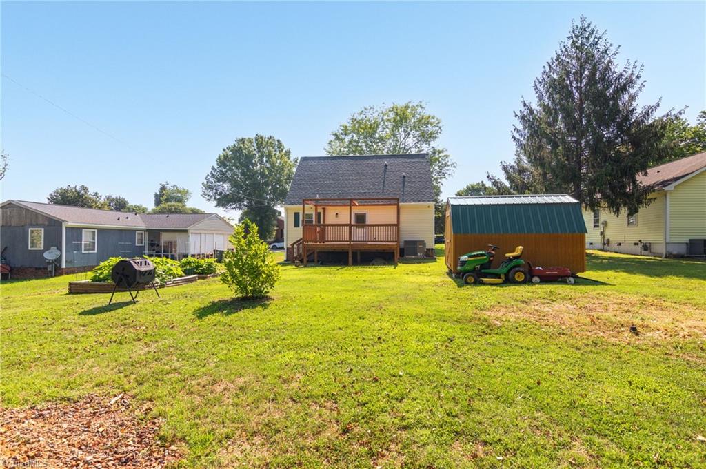 1615 Upland Drive Property Photo 30