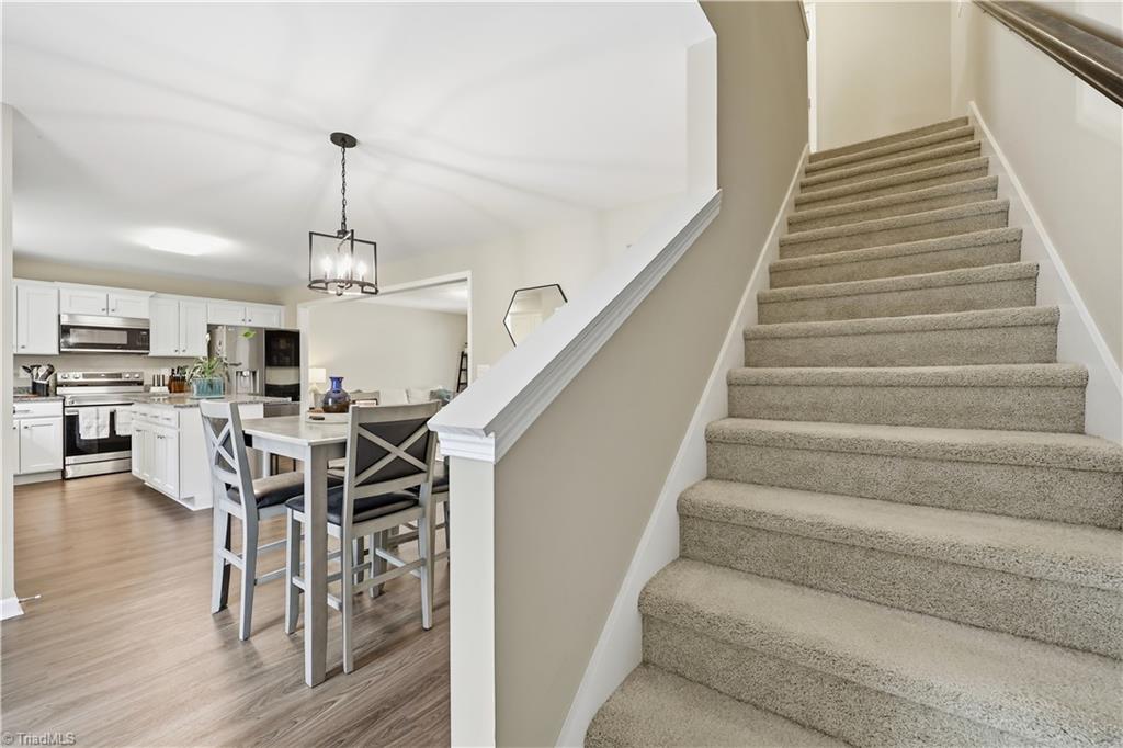 889 Berg Street Property Photo 19