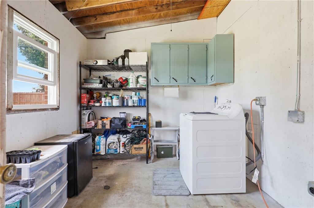 908 Boone Road Property Photo 26