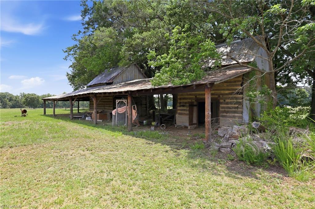 908 Boone Road Property Photo 32