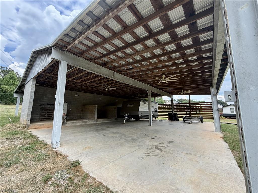 2935 Boones Cave Road Property Photo 9