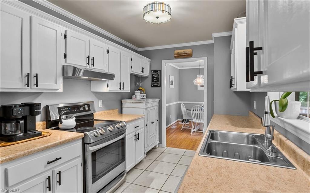 1906 Harris Drive Property Photo 15