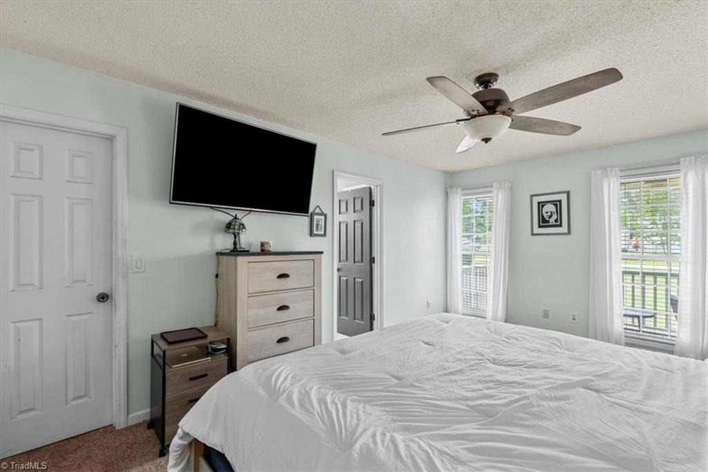 1906 Harris Drive Property Photo 20