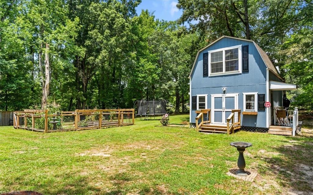 1906 Harris Drive Property Photo 34