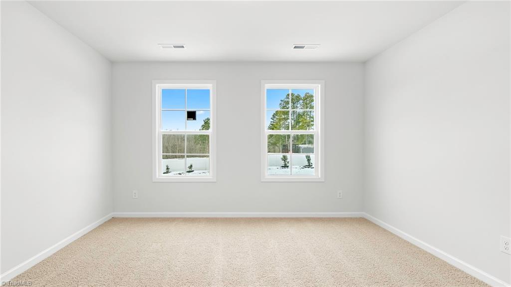 103 Silverpine Way Property Photo 10