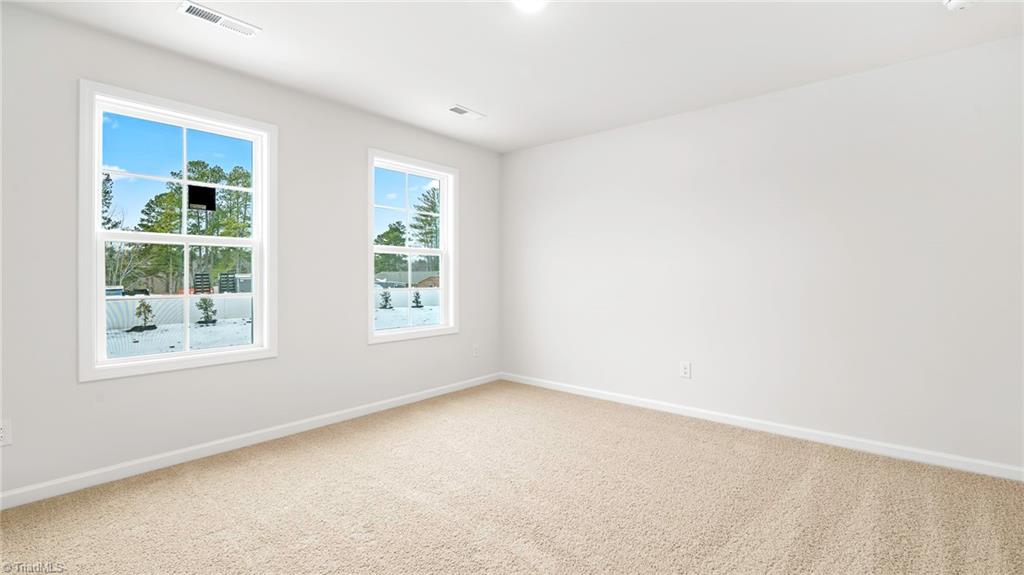 103 Silverpine Way Property Photo 12