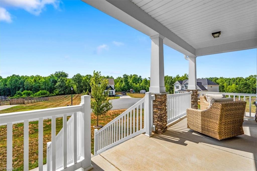 114 Laced Maple Court Property Photo 3