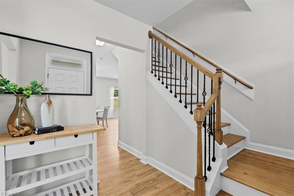 114 Laced Maple Court Property Photo 4