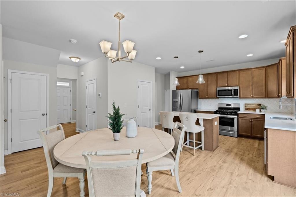 114 Laced Maple Court Property Photo 12