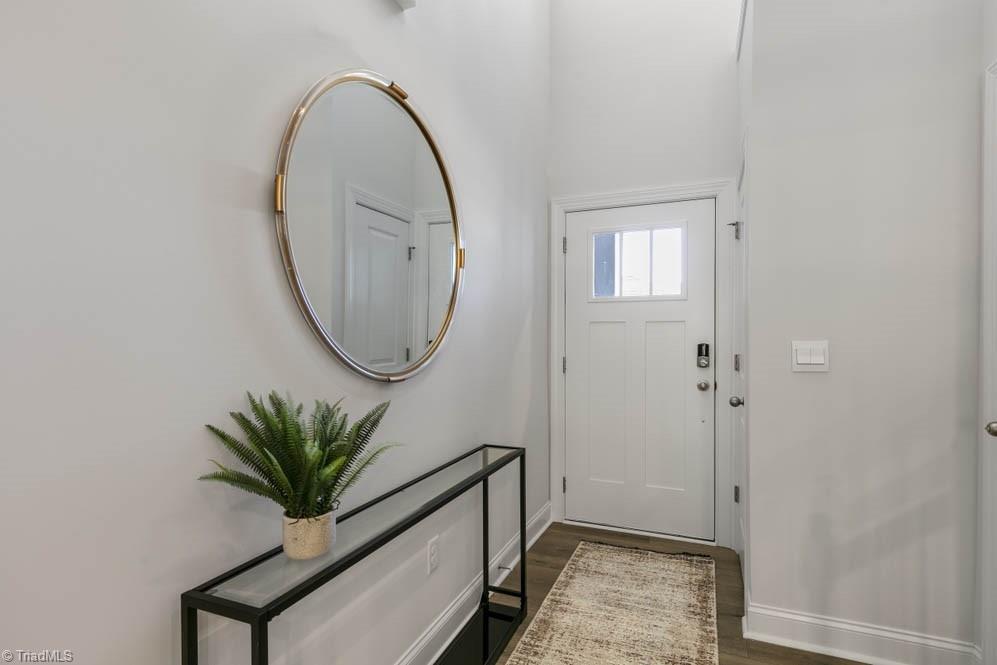 111 Silverpine Way Property Photo 1