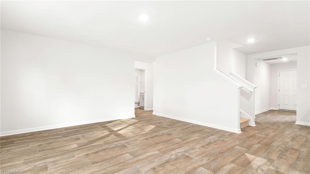 393 Middleton Drive Property Photo 9