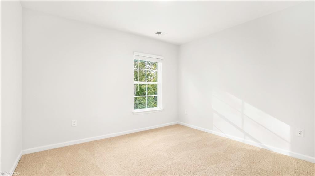 393 Middleton Drive Property Photo 11