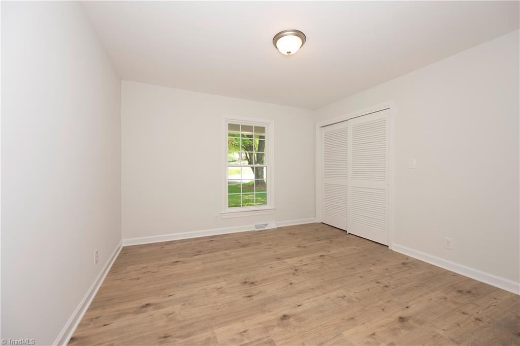 4385 Mashie Drive Property Photo 10