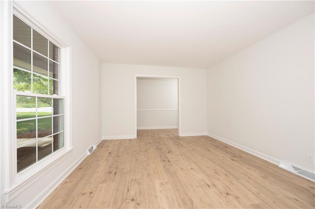 4385 Mashie Drive Property Photo 17