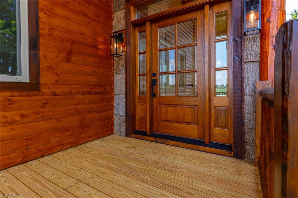 16 Bear Lodge Drive Property Photo 3