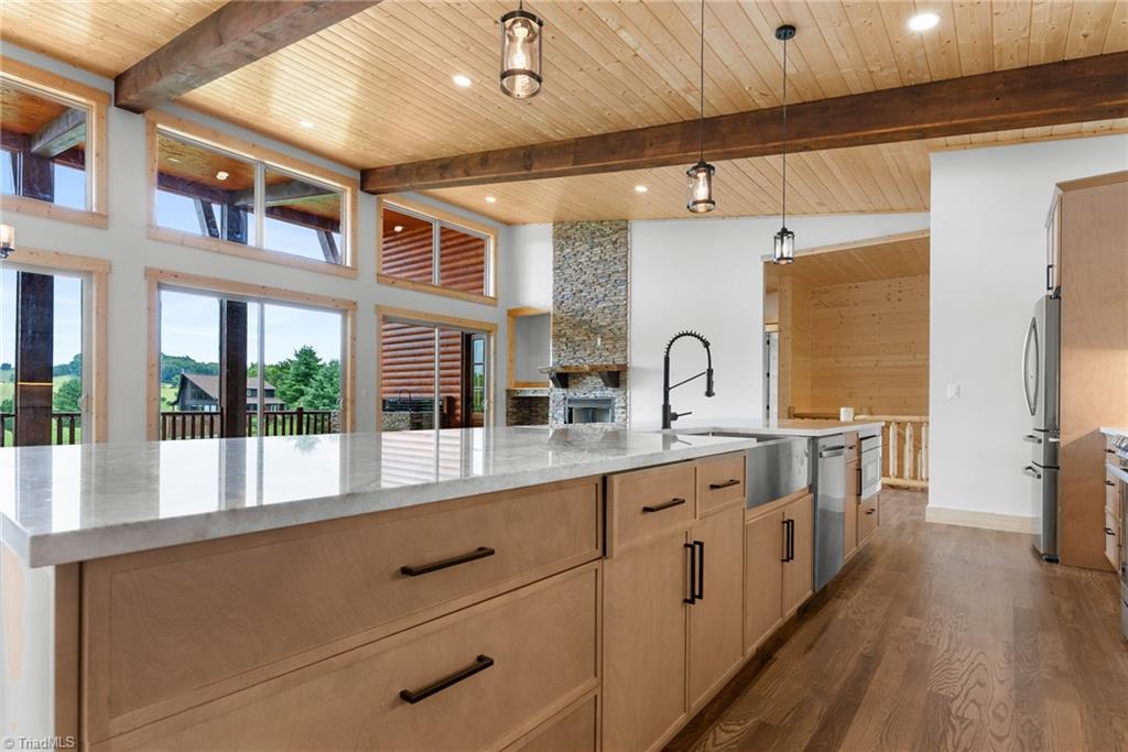 16 Bear Lodge Drive Property Photo 8