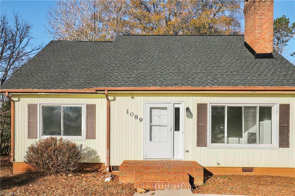 1089 Valley Drive Property Photo 4