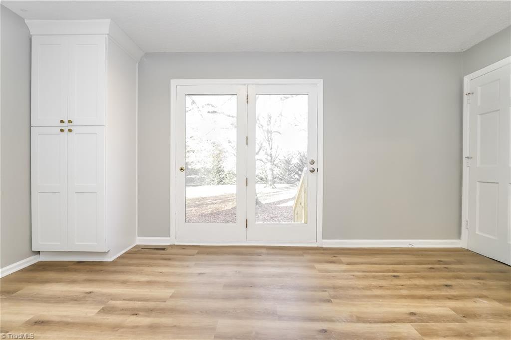 1089 Valley Drive Property Photo 17