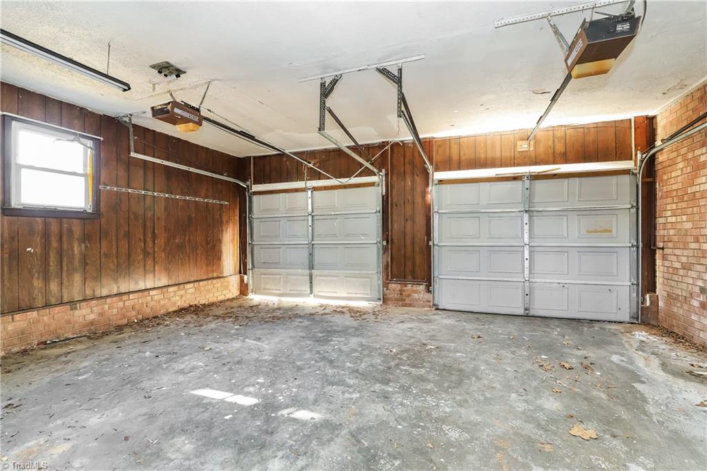 1089 Valley Drive Property Photo 23