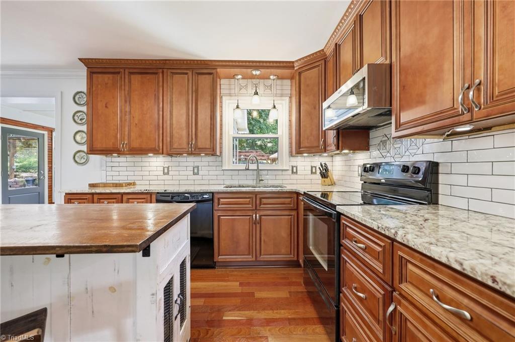 1065 Rest Road Property Photo 11