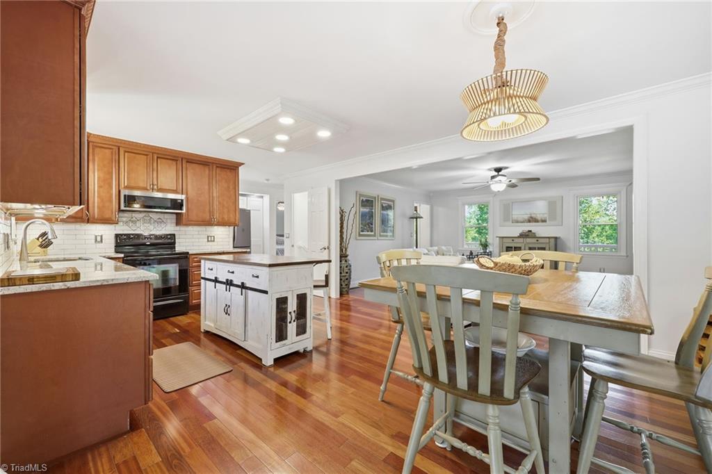 1065 Rest Road Property Photo 15
