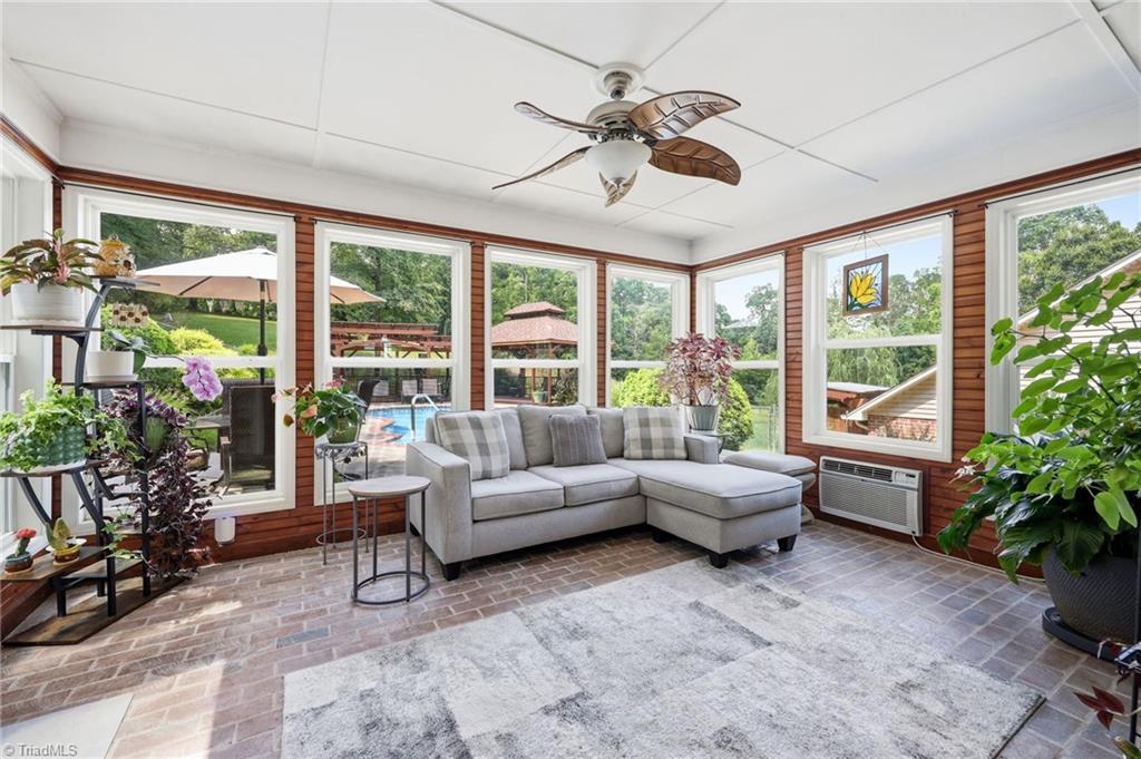 1065 Rest Road Property Photo 16