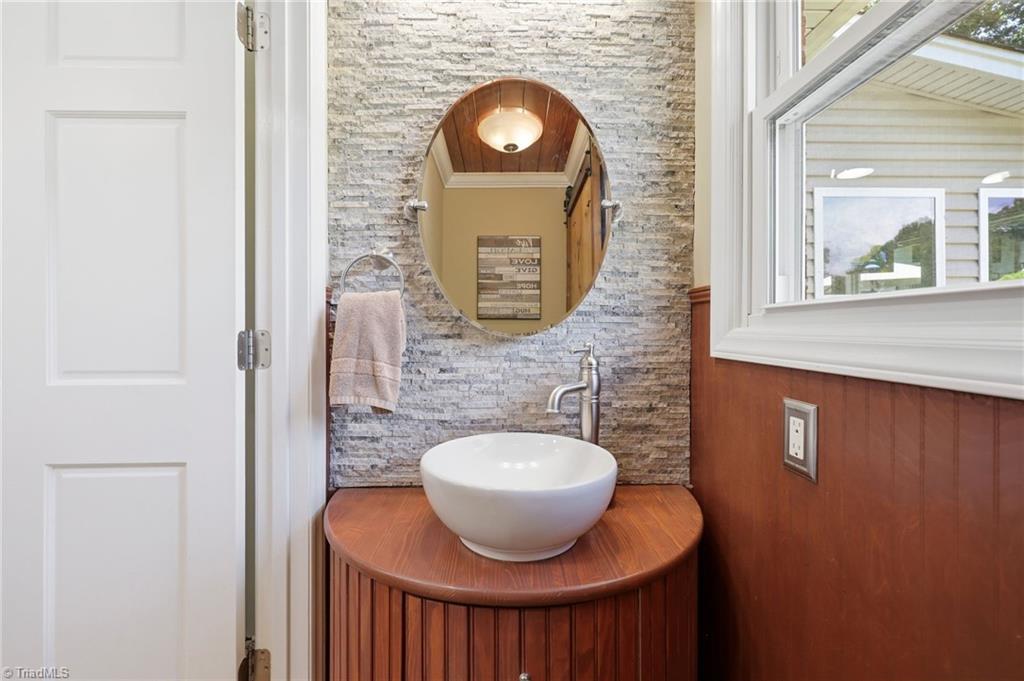 1065 Rest Road Property Photo 20