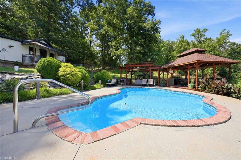 1065 Rest Road Property Photo 47