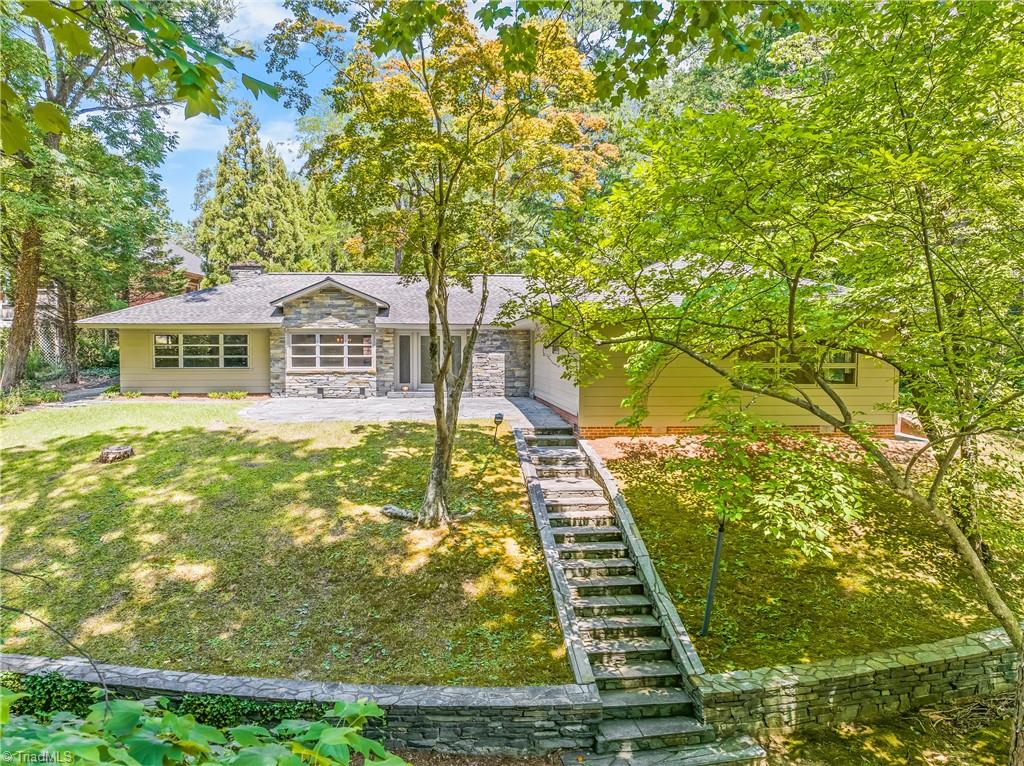 1112 Ferndale Boulevard Property Photo 1