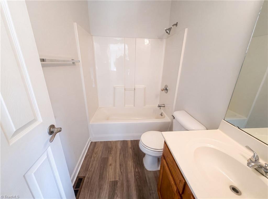109 Briarcreek Drive Property Photo 16