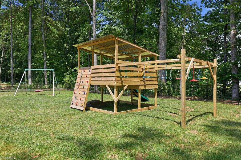 278 Vine Ridge Drive Property Photo 41