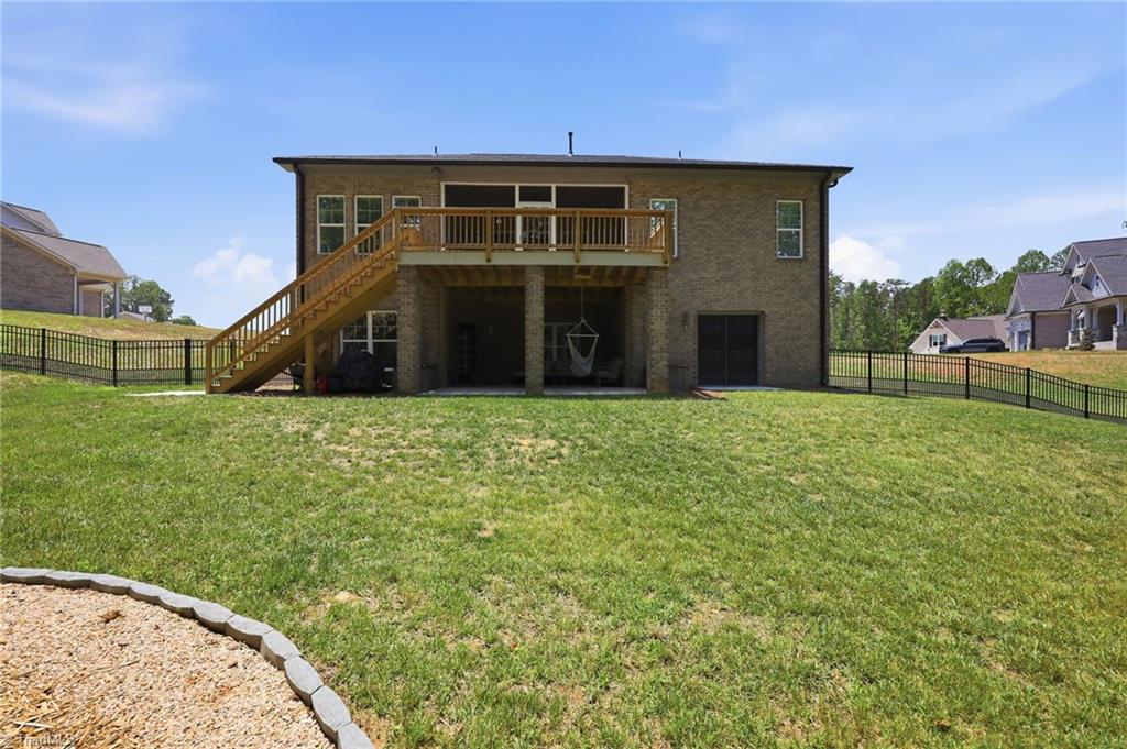 278 Vine Ridge Drive Property Photo 43