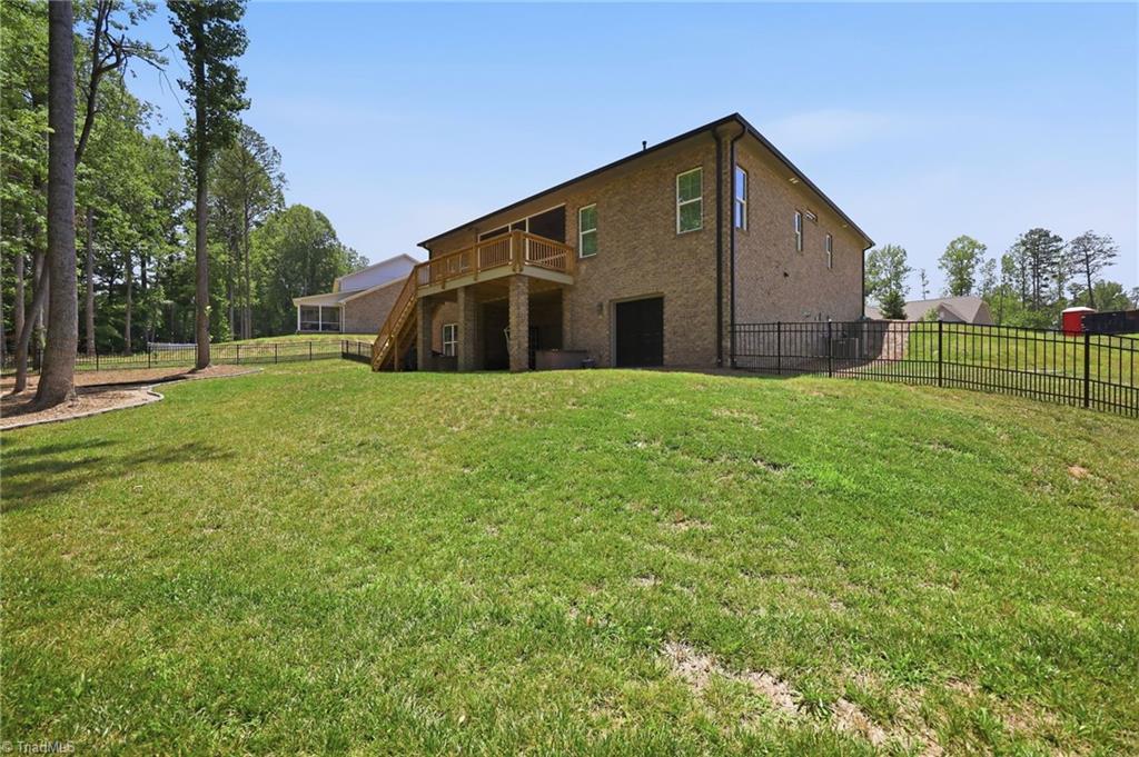 278 Vine Ridge Drive Property Photo 44