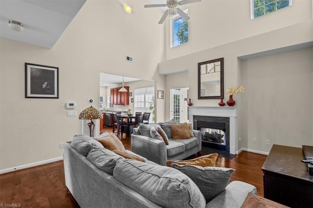 1905 Buckminster Drive Property Photo 6