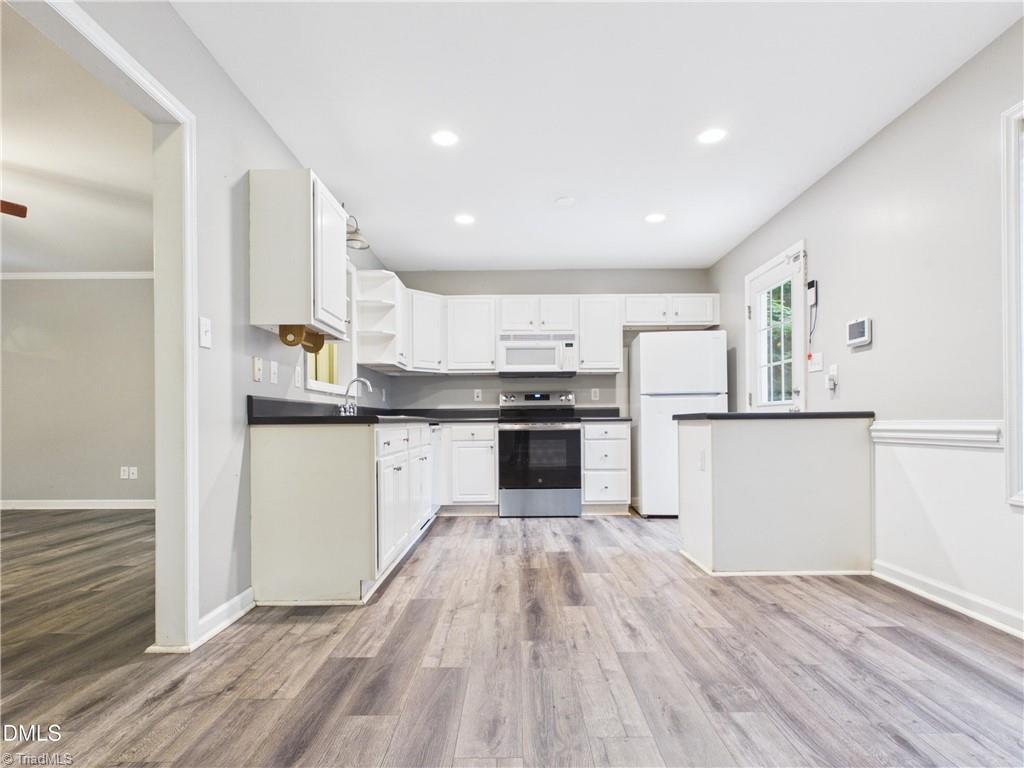 200 Dandelion Drive Property Photo 2