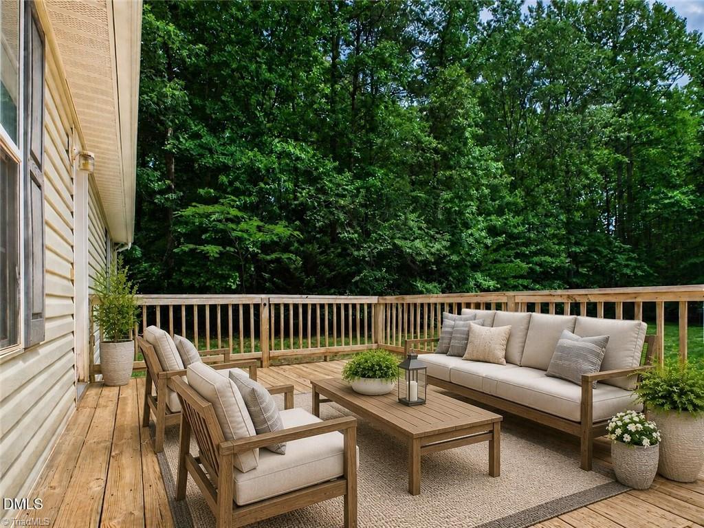 200 Dandelion Drive Property Photo 8