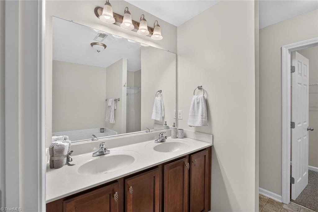 2279 Hartfield Circle Property Photo 18