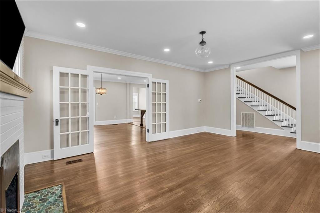 313 W Fisher Avenue Property Photo 5