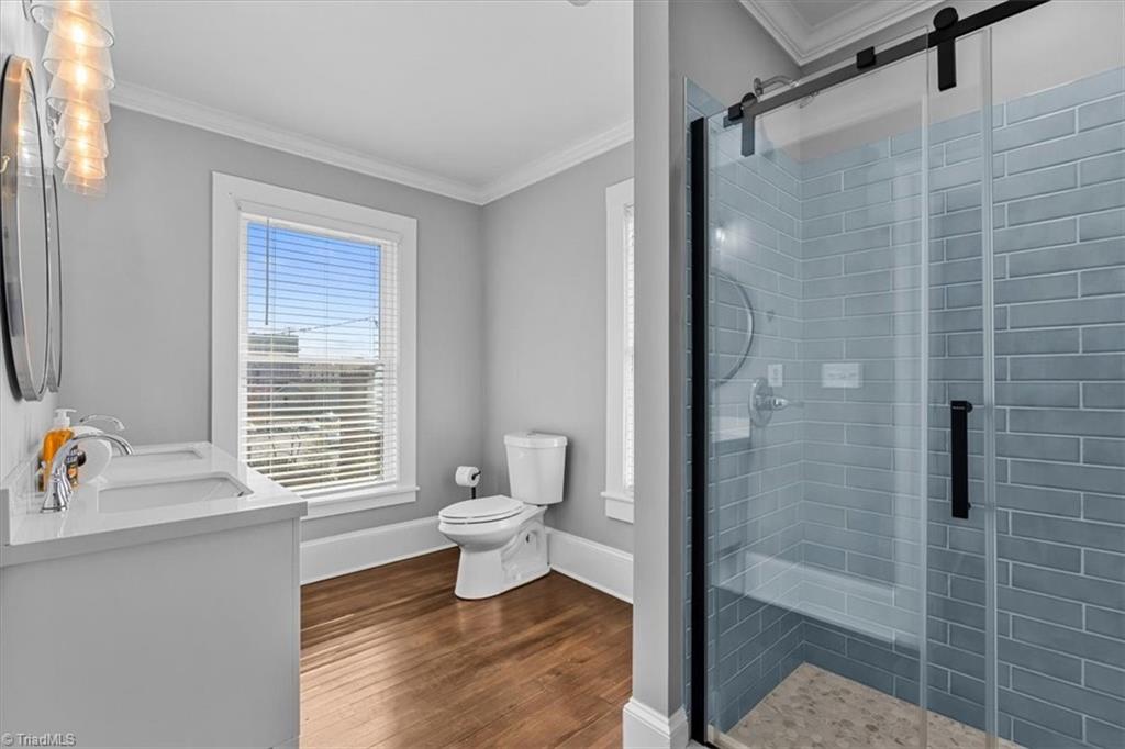 313 W Fisher Avenue Property Photo 15