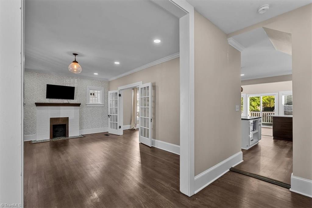313 W Fisher Avenue Property Photo 21
