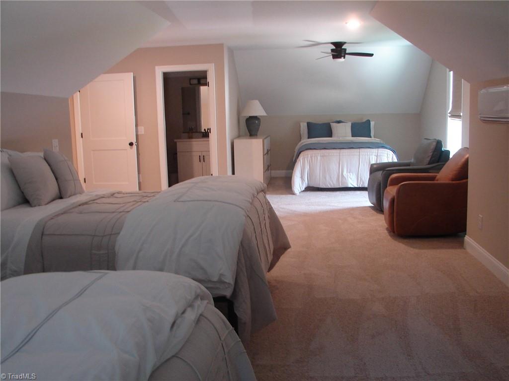 4034 Waterview Road Property Photo 10