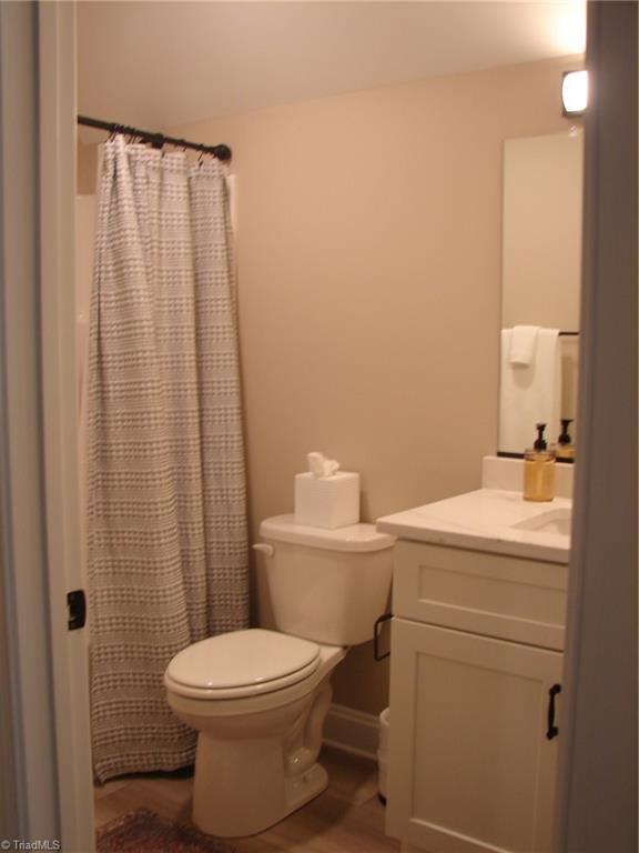 4034 Waterview Road Property Photo 11