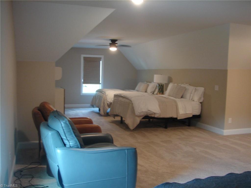 4034 Waterview Road Property Photo 12