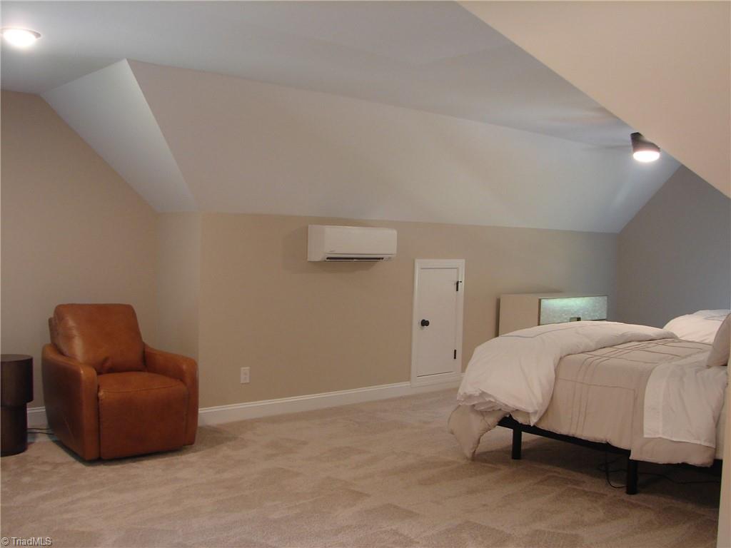 4034 Waterview Road Property Photo 13