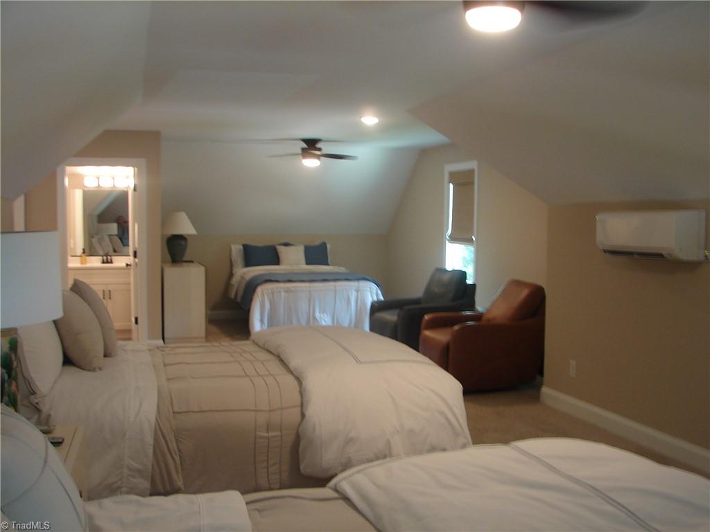4034 Waterview Road Property Photo 15