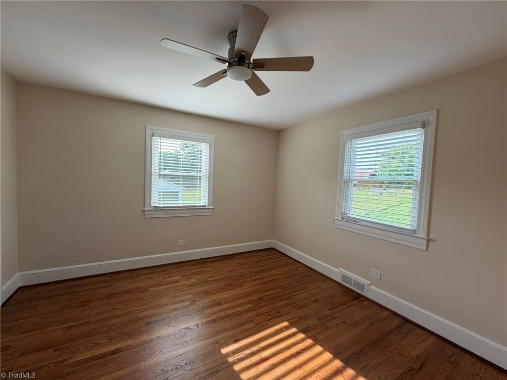 2421 Smithtown Road Property Photo 9