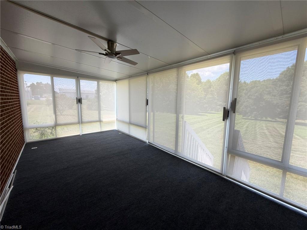 2421 Smithtown Road Property Photo 15
