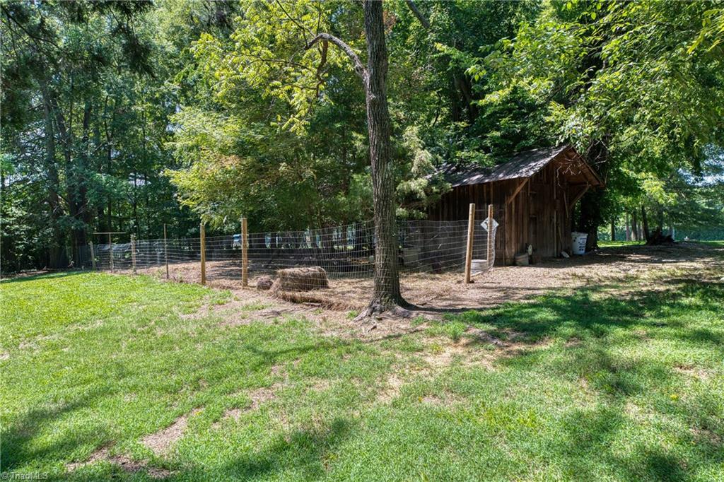 3152 S Nc Highway 87 Property Photo 32