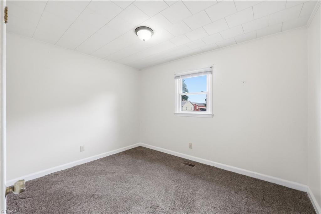 225 Circle Drive Property Photo 17